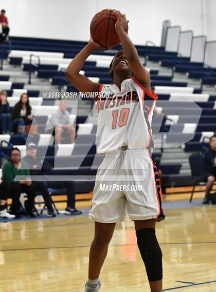 Thumbnail 3 in Roosevelt vs. Chino Hills photogallery.