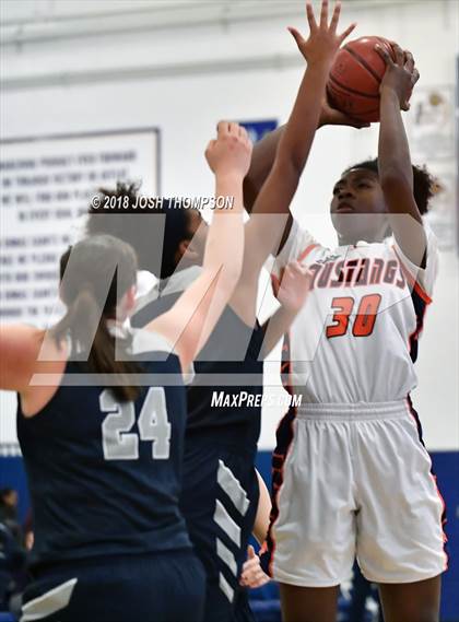 Thumbnail 3 in Roosevelt vs. Chino Hills photogallery.
