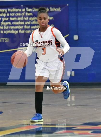 Thumbnail 2 in Roosevelt vs. Chino Hills photogallery.