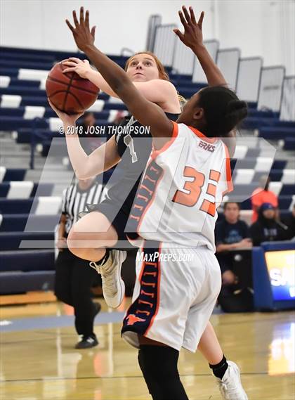 Thumbnail 1 in Roosevelt vs. Chino Hills photogallery.