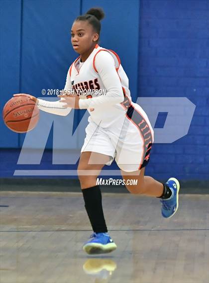 Thumbnail 1 in Roosevelt vs. Chino Hills photogallery.