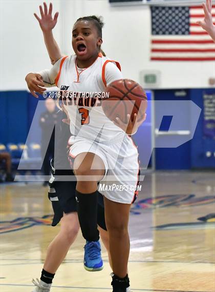 Thumbnail 3 in Roosevelt vs. Chino Hills photogallery.