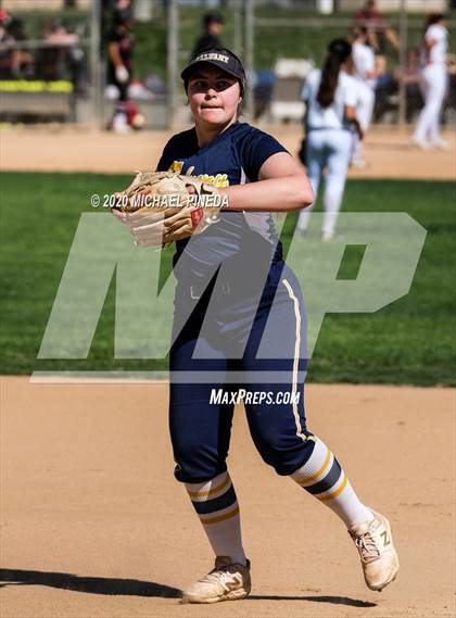 Thumbnail 2 in Calvary Chapel vs. Foothill (Laguna Hills Classic) photogallery.