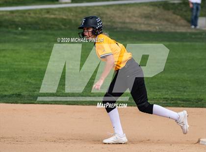 Thumbnail 2 in Calvary Chapel vs. Foothill (Laguna Hills Classic) photogallery.