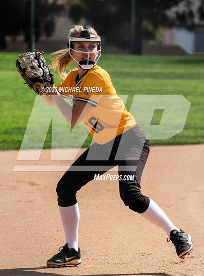 Thumbnail 2 in Calvary Chapel vs. Foothill (Laguna Hills Classic) photogallery.