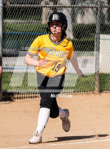 Thumbnail 2 in Calvary Chapel vs. Foothill (Laguna Hills Classic) photogallery.