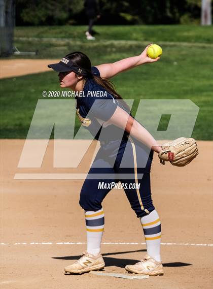 Thumbnail 1 in Calvary Chapel vs. Foothill (Laguna Hills Classic) photogallery.