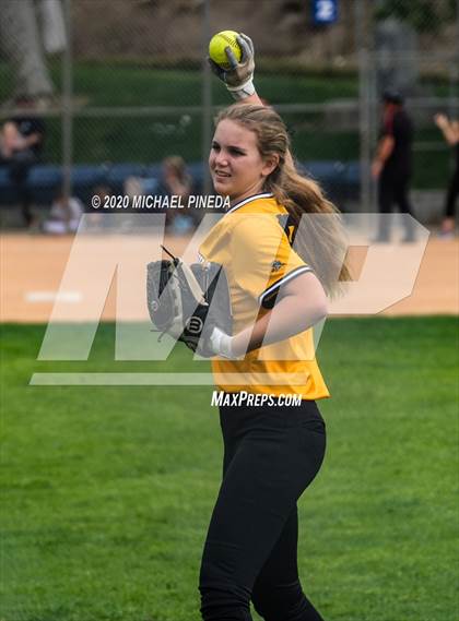 Thumbnail 1 in Calvary Chapel vs. Foothill (Laguna Hills Classic) photogallery.