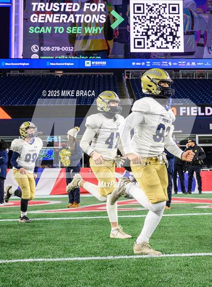 Thumbnail 1 in Foxborough vs Shawsheen Valley Tech (MIAA Division 5 Final) photogallery.