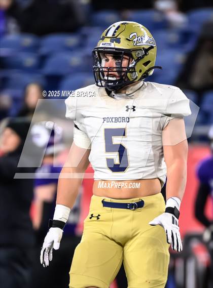 Thumbnail 1 in Foxborough vs Shawsheen Valley Tech (MIAA Division 5 Final) photogallery.