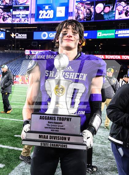 Thumbnail 3 in Foxborough vs Shawsheen Valley Tech (MIAA Division 5 Final) photogallery.