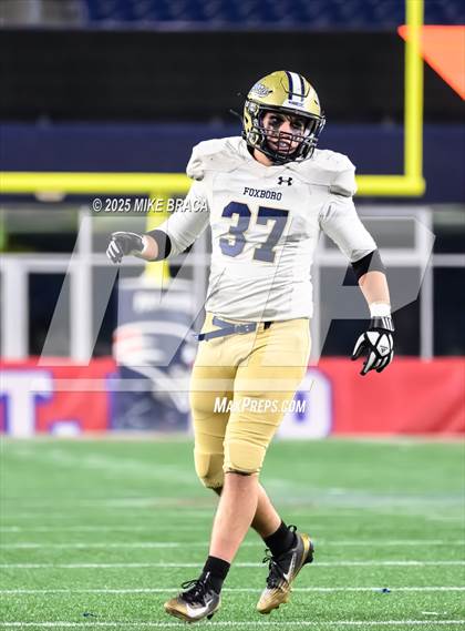 Thumbnail 1 in Foxborough vs Shawsheen Valley Tech (MIAA Division 5 Final) photogallery.
