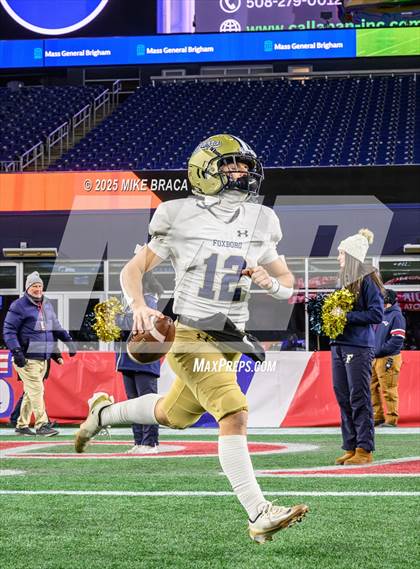 Thumbnail 3 in Foxborough vs Shawsheen Valley Tech (MIAA Division 5 Final) photogallery.