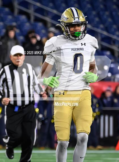 Thumbnail 2 in Foxborough vs Shawsheen Valley Tech (MIAA Division 5 Final) photogallery.