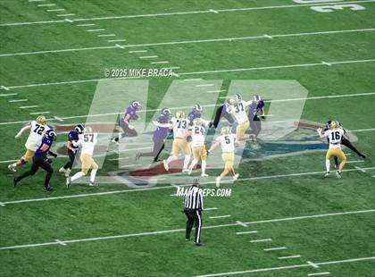 Thumbnail 2 in Foxborough vs Shawsheen Valley Tech (MIAA Division 5 Final) photogallery.