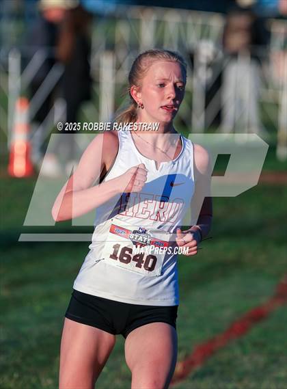 Thumbnail 3 in UIL 3A Girls Cross Country State Final photogallery.