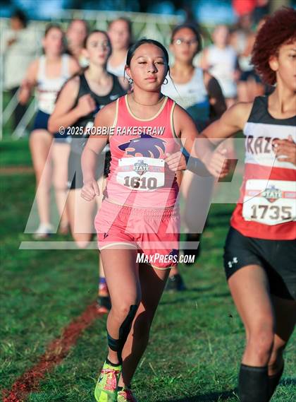 Thumbnail 1 in UIL 3A Girls Cross Country State Final photogallery.