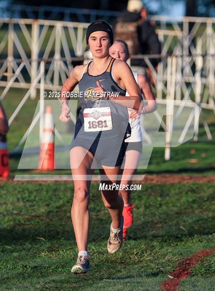 Thumbnail 1 in UIL 3A Girls Cross Country State Final photogallery.
