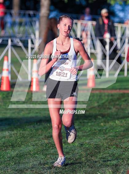 Thumbnail 2 in UIL 3A Girls Cross Country State Final photogallery.