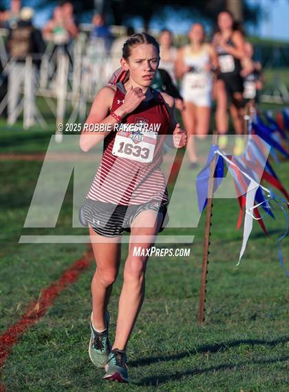 Thumbnail 1 in UIL 3A Girls Cross Country State Final photogallery.