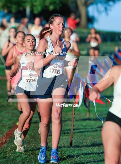 Thumbnail 2 in UIL 3A Girls Cross Country State Final photogallery.