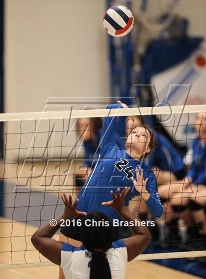 Thumbnail 2 in Conway @ Bryant photogallery.