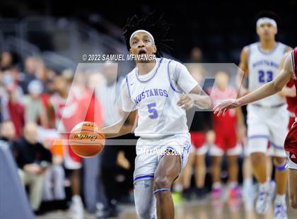 Thumbnail 3 in Millard North vs. Omaha Westside photogallery.