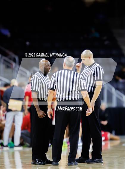 Thumbnail 3 in Millard North vs. Omaha Westside photogallery.