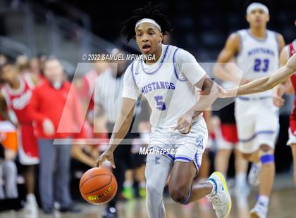 Thumbnail 2 in Millard North vs. Omaha Westside photogallery.
