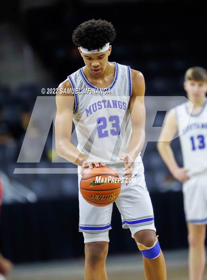 Thumbnail 2 in Millard North vs. Omaha Westside photogallery.