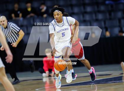 Thumbnail 3 in Millard North vs. Omaha Westside photogallery.