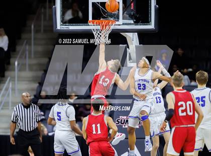 Thumbnail 2 in Millard North vs. Omaha Westside photogallery.