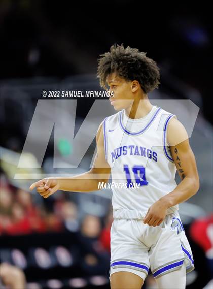 Thumbnail 1 in Millard North vs. Omaha Westside photogallery.