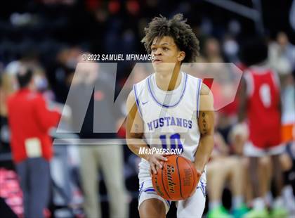 Thumbnail 1 in Millard North vs. Omaha Westside photogallery.