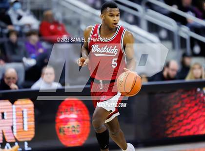Thumbnail 1 in Millard North vs. Omaha Westside photogallery.
