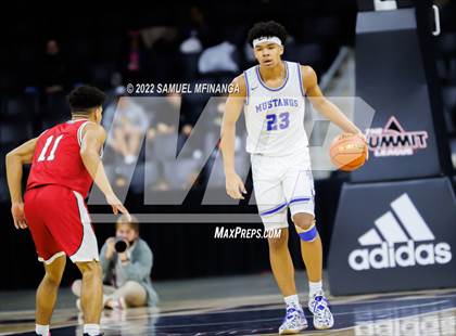 Thumbnail 3 in Millard North vs. Omaha Westside photogallery.