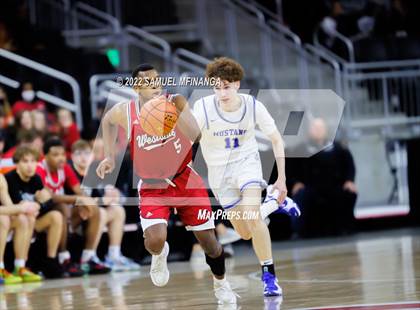 Thumbnail 3 in Millard North vs. Omaha Westside photogallery.
