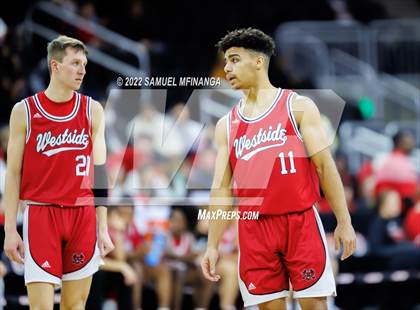 Thumbnail 1 in Millard North vs. Omaha Westside photogallery.