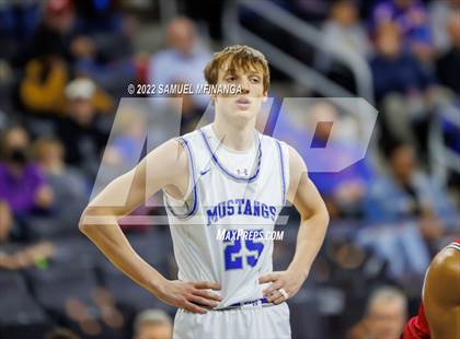 Thumbnail 1 in Millard North vs. Omaha Westside photogallery.