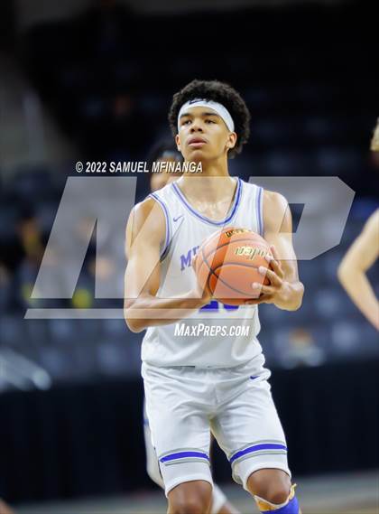 Thumbnail 1 in Millard North vs. Omaha Westside photogallery.