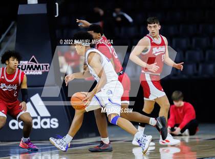Thumbnail 1 in Millard North vs. Omaha Westside photogallery.