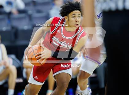 Thumbnail 1 in Millard North vs. Omaha Westside photogallery.