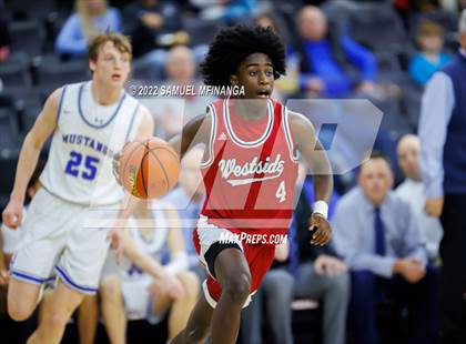 Thumbnail 3 in Millard North vs. Omaha Westside photogallery.