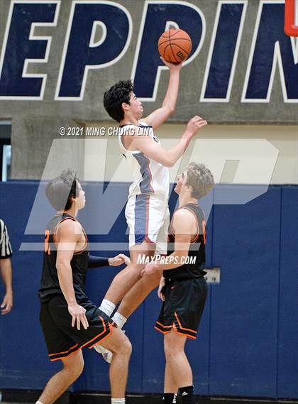 Thumbnail 3 in St. Margaret's vs. Huntington Beach (North South Challenge) photogallery.