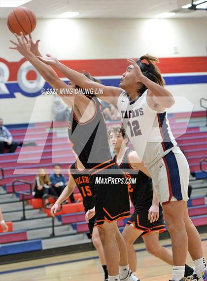 Thumbnail 2 in St. Margaret's vs. Huntington Beach (North South Challenge) photogallery.