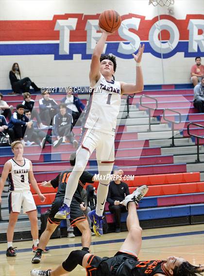 Thumbnail 1 in St. Margaret's vs. Huntington Beach (North South Challenge) photogallery.