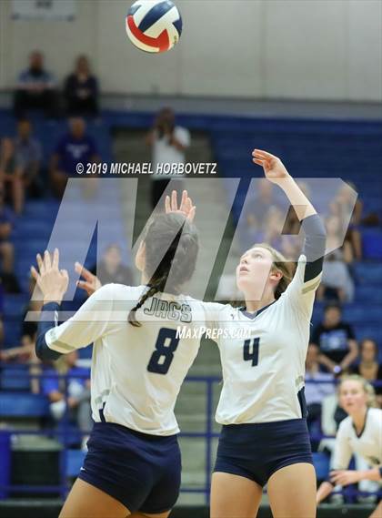 Thumbnail 1 in Flower Mound @ Plano West photogallery.
