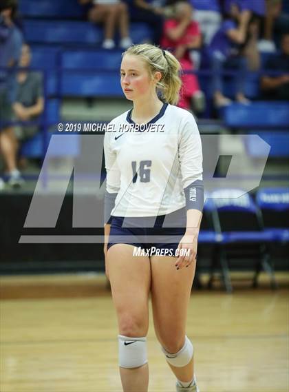 Thumbnail 3 in Flower Mound @ Plano West photogallery.