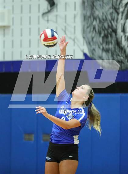 Thumbnail 1 in Flower Mound @ Plano West photogallery.