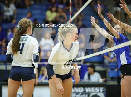 Thumbnail 2 in Flower Mound @ Plano West photogallery.